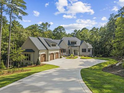 1061 CURTRIGHT PLACE
