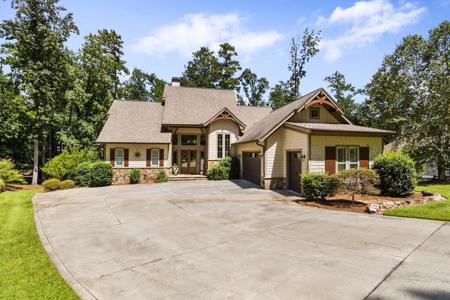 1020 CARNOUSTIE DRIVE