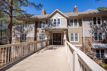1040A CREEKSIDE