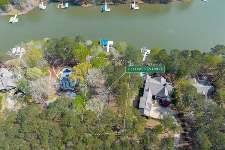 1161 DAVISON DRIVE