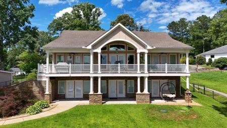 133A S LITTLE RIVER RUN