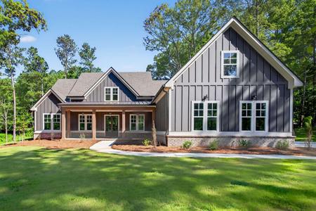 1011 PEACHTREE COURT