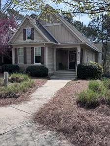 1021 PORCH VIEW