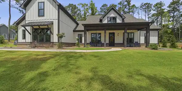 1251 WESTCHESTER DRIVE