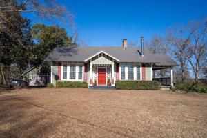 1101 W MAIN STREET