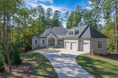 1021 STEWARTS CREEK Lot 104
