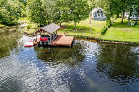 105 NE SPORTSMAN CIRCLE