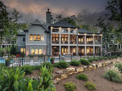 1020 GROVE CT