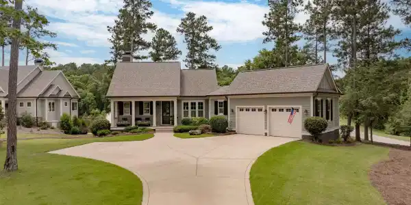 1111 LONG COVE DRIVE