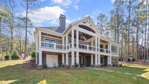 1610 DOGWOOD DRIVE