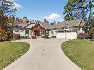1021 EMERALD VIEW DRIVE