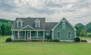 145 LAKE DRIVE Lot 9