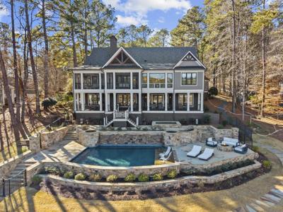 1131 DAVISON DRIVE