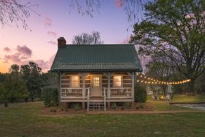 104 SHADOWLAKE DRIVE