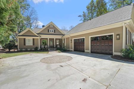 1120 PLANTATION POINT DRIVE