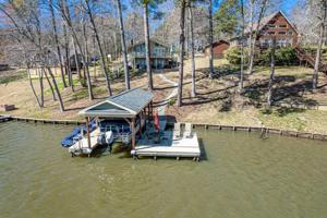 101 PECAN COVE
