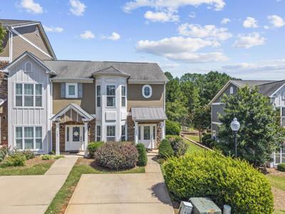 1091 REDBUD STREET