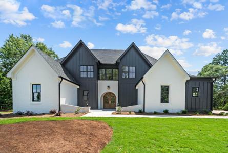 205 Eagles Way