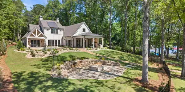 138 PHOENIX DRIVE