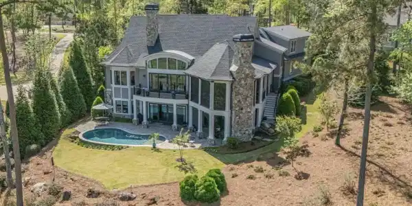 1240 ROSE CREEK