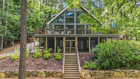 1110 COSBY CIRCLE