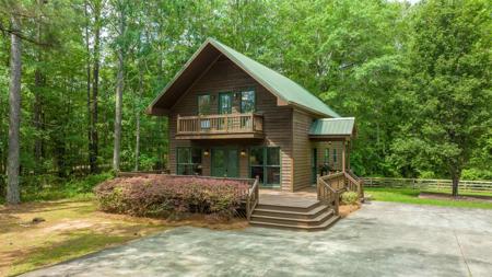 116 LAKE FOREST DRIVE
