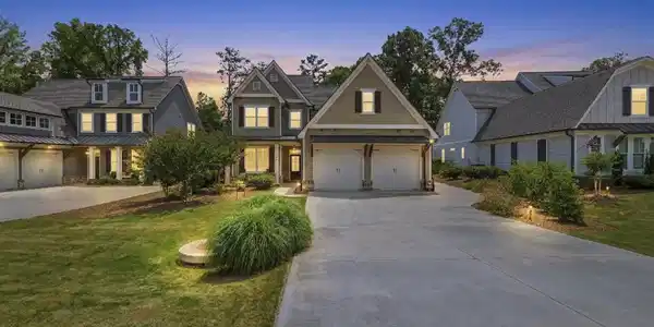 108 WINGSPAN WAY