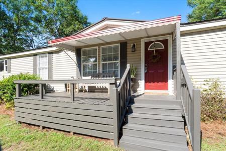 118 SW LITTLE RIVER DRIVE