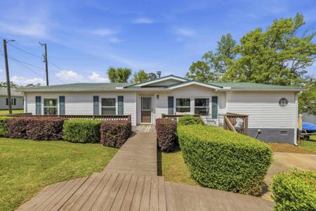 1052 CROOKED CREEK