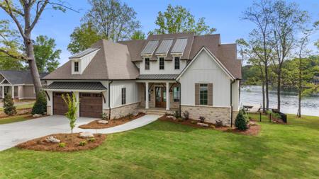 144 COLLIS CIRCLE