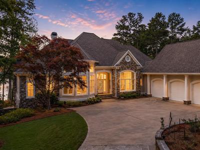 1121 PARROTTS COVE ROAD