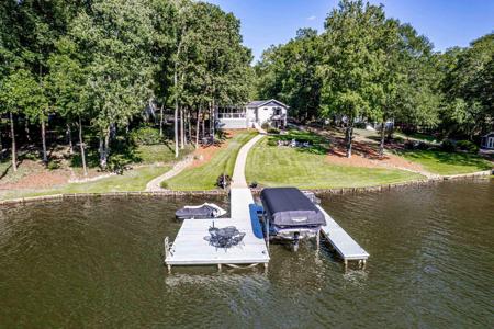 107 SUGAR CREEK TRAIL