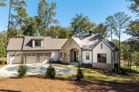 1050 MAPLE RIDGE WAY