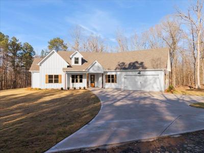 115 OAK HILL CIRCLE