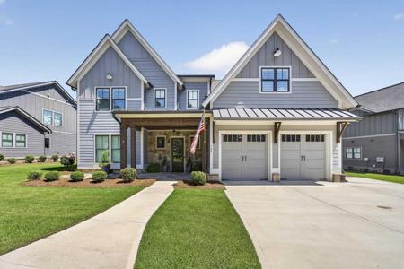 133 ARBORS LANE