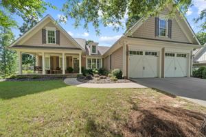 1021 HARBOR LOOP