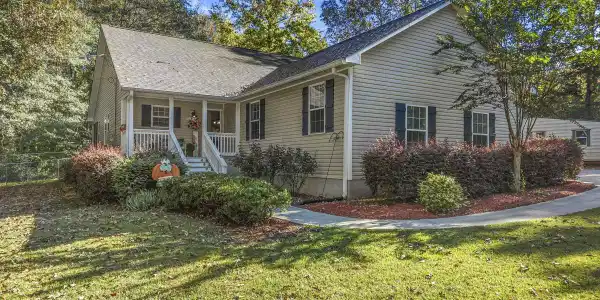 129 SW TANGLEWOOD ROAD