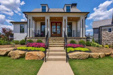 1062 FISH HOOK LANE
