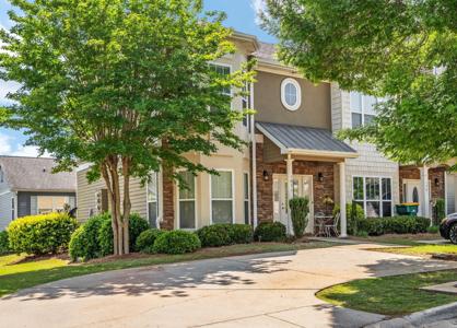 1071 APPLE ORCHARD LANE