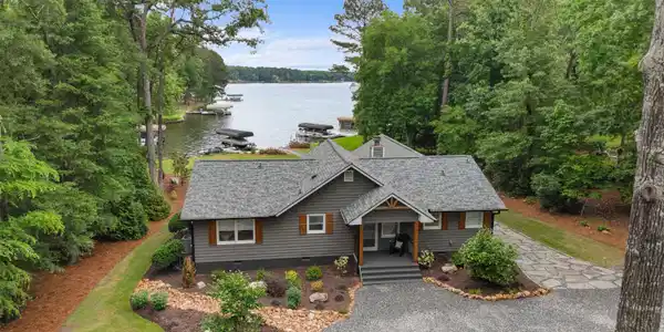 224 SEBASTIAN DRIVE