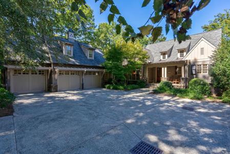 1000 BRICKYARD LANE
