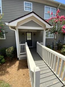 501 PORT LAZ LANE
