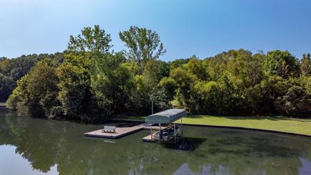 1571 INDIAN WOODS DRIVE