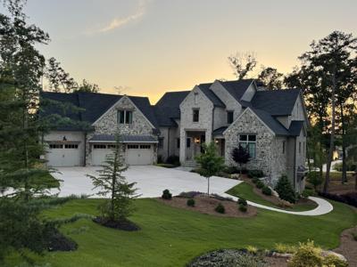 2691 LINGER LONGER Lot 215