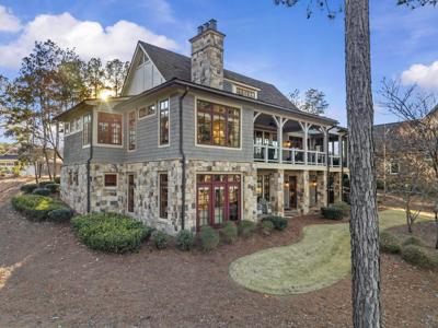 1230 COTTAGE LANE EAST