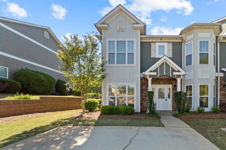 1071 REDBUD STREET