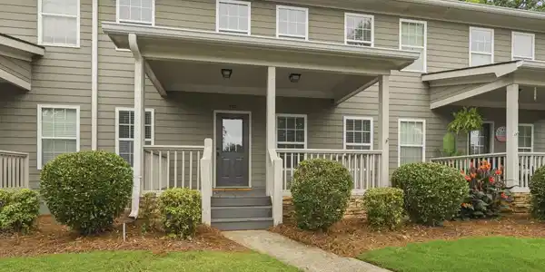 105 PORT LAZ LANE