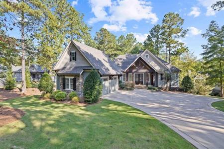 1020 BRIDLE BIT LANE