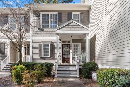 905 GREENSBORO ROAD