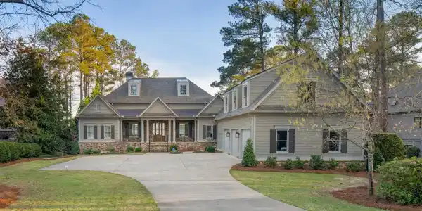 1230 LAKE CLUB DRIVE